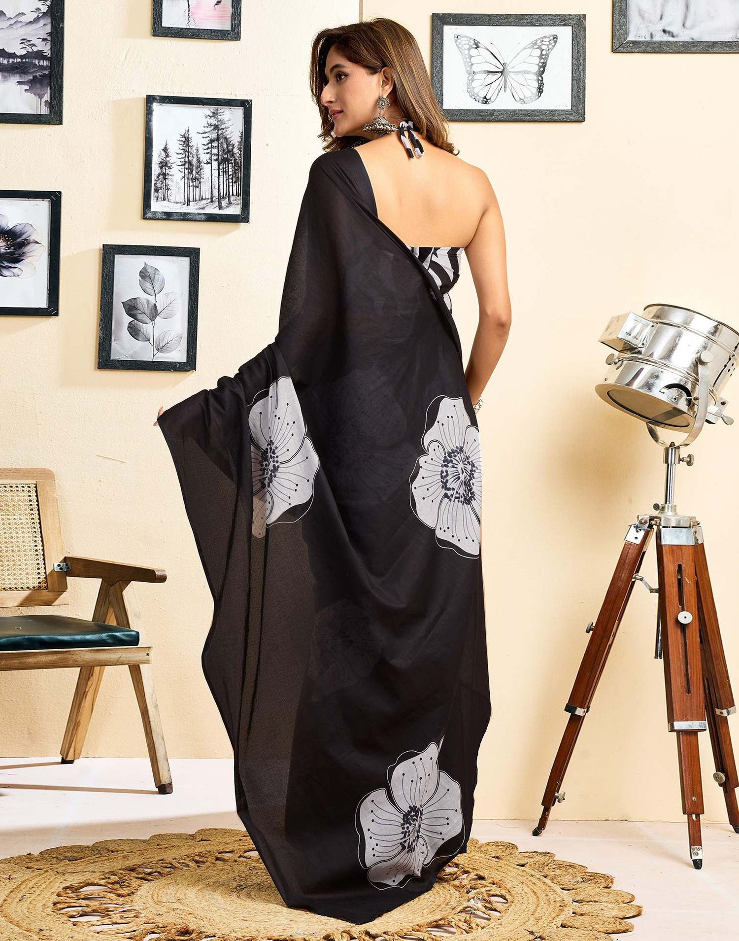 Ready To Wear Black Cotton Floral Printed Saree With Pocket