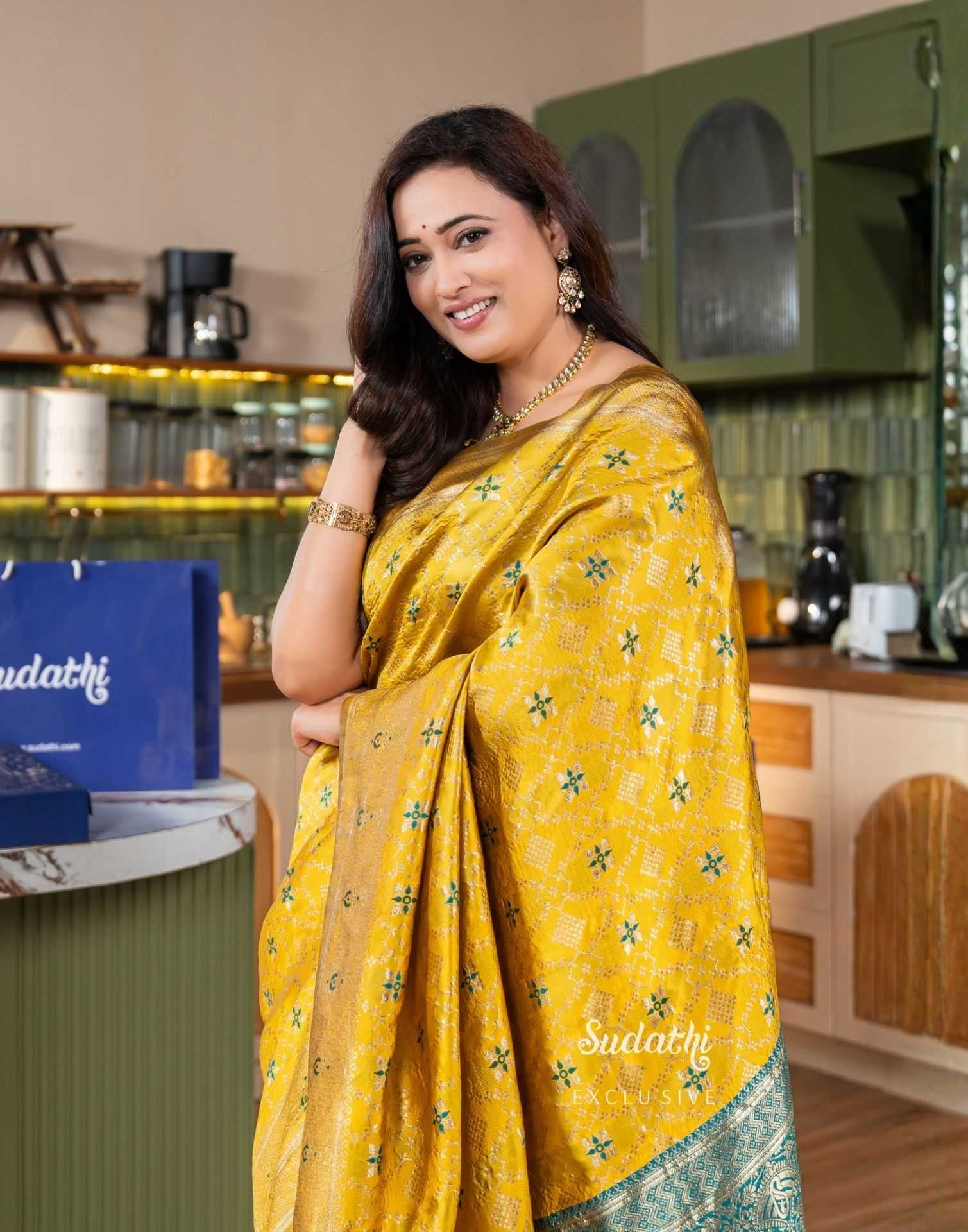 Shweta Tiwari Amber Yellow Banarasi Silk Saree Sudathi