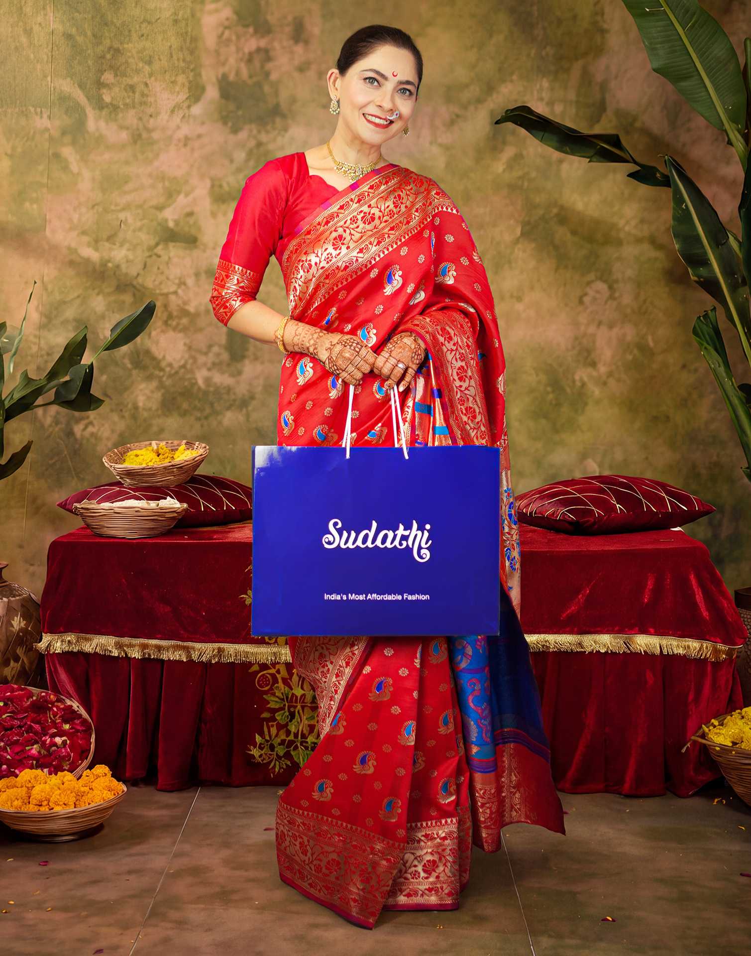 Sonalee Kulkarni Red Paithani Silk Saree with Peacock Pallu