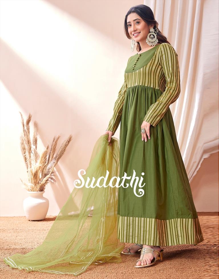 Green Weaved Kurta With Pant And Dupatta