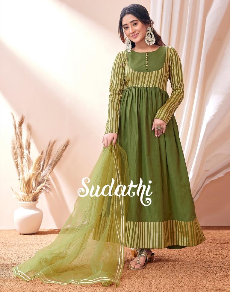 Green Weaved Kurta With Pant And Dupatta