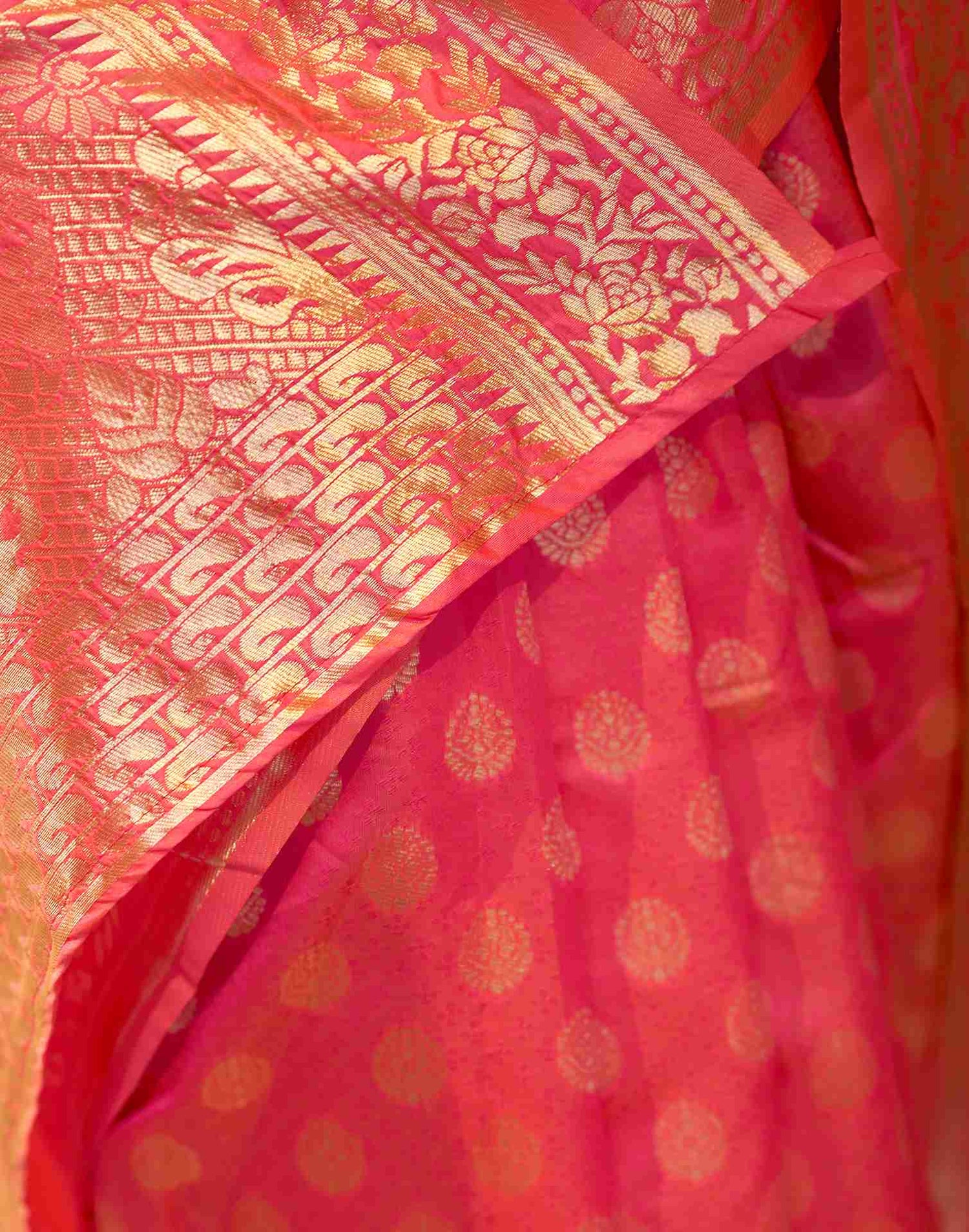 B1G1 Pink Silk Weaving Saree