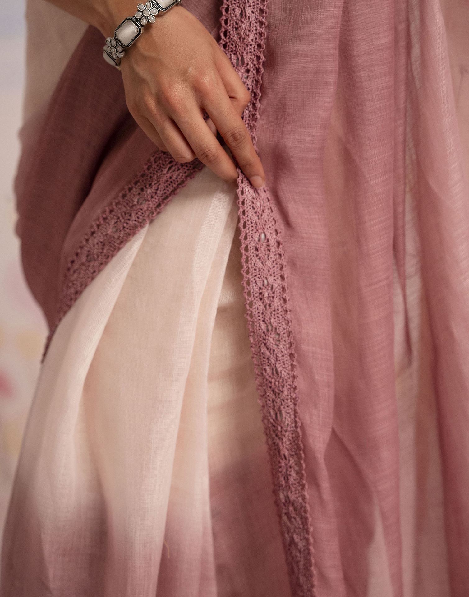 Ready To Wear Dusty Rose Pink Linen Ombre Lace Saree With Pocket