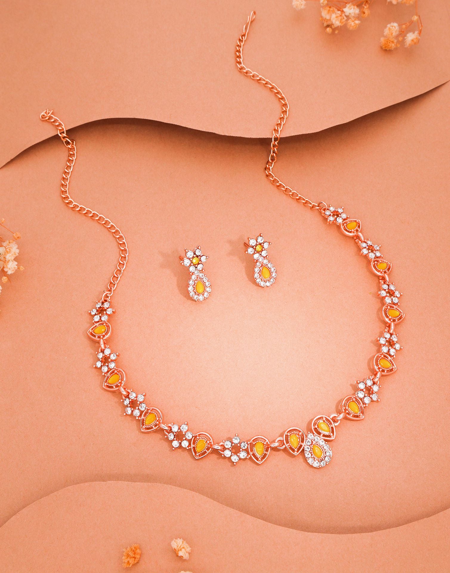 Yellow Rose Gold Choker Necklace Set With Stud Earring