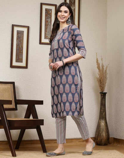 Multicoloured Printed Cotton Straight kurta With Pant And Dupatta