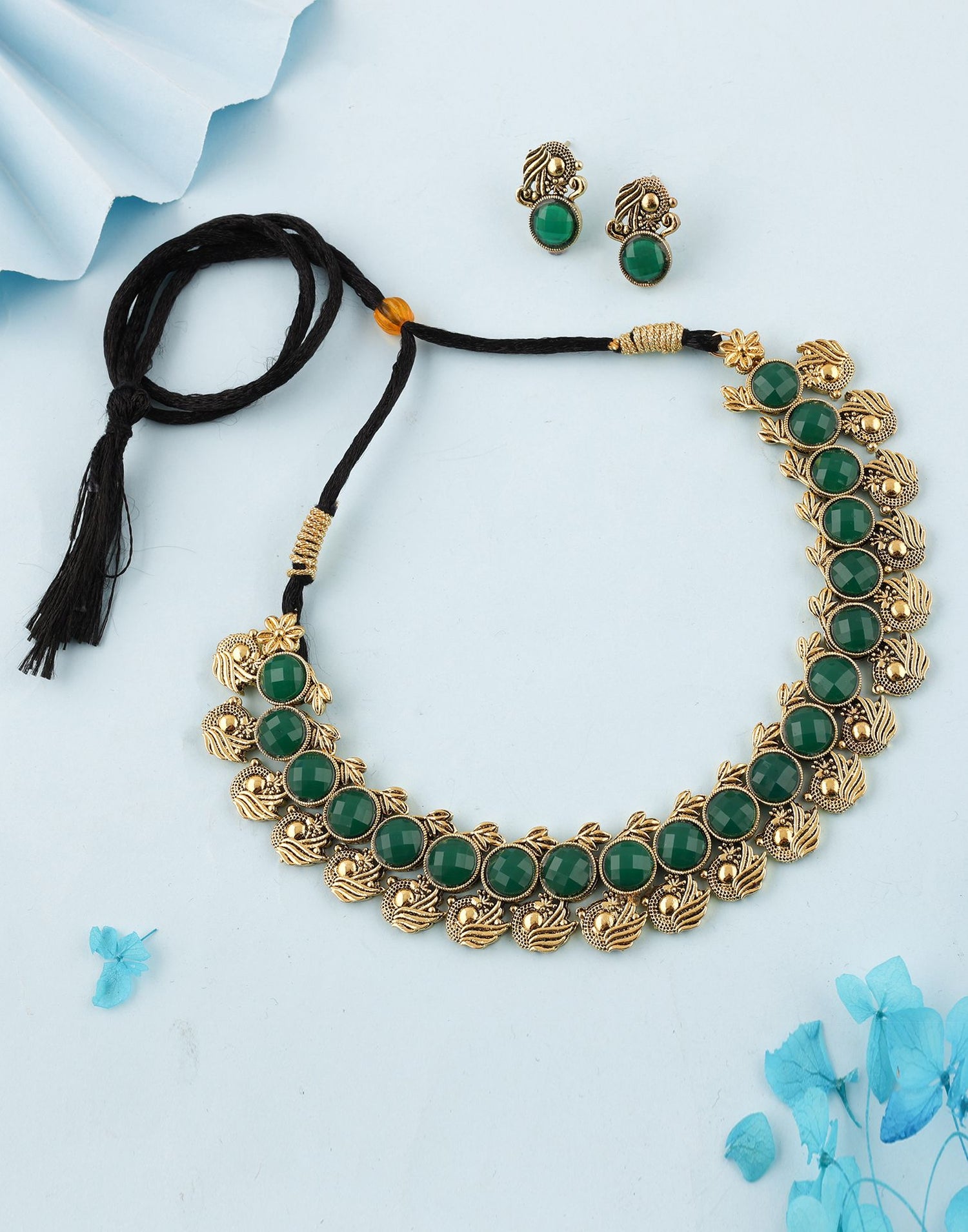 Green Gold Choker Necklace Set With Stud Earring