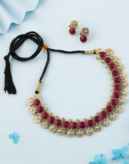 Maroon Gold Choker Necklace Set With Stud Earring