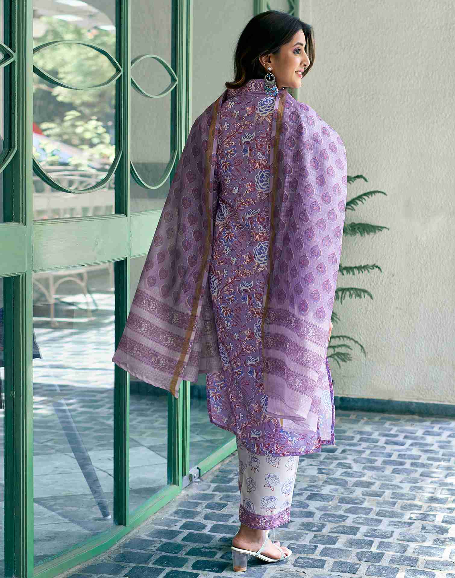 Lavender Rayon Printed Kurta Set With Dupatta