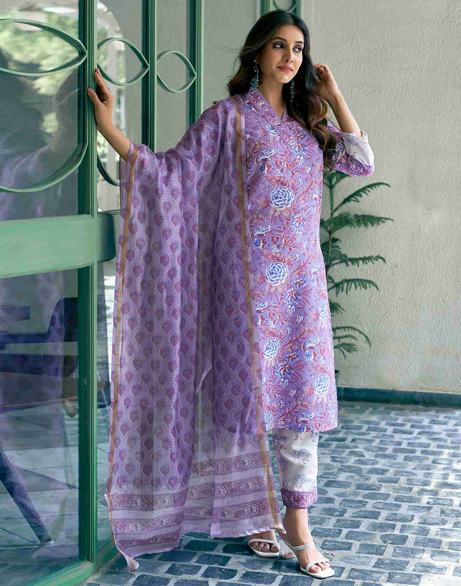 Lavender Rayon Printed Kurta Set With Dupatta