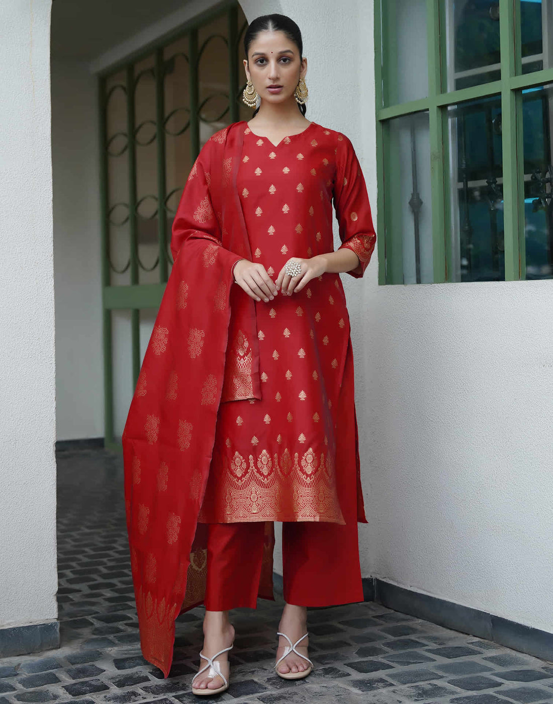 Red Silk Woven Straight Kurta Set With Dupatta