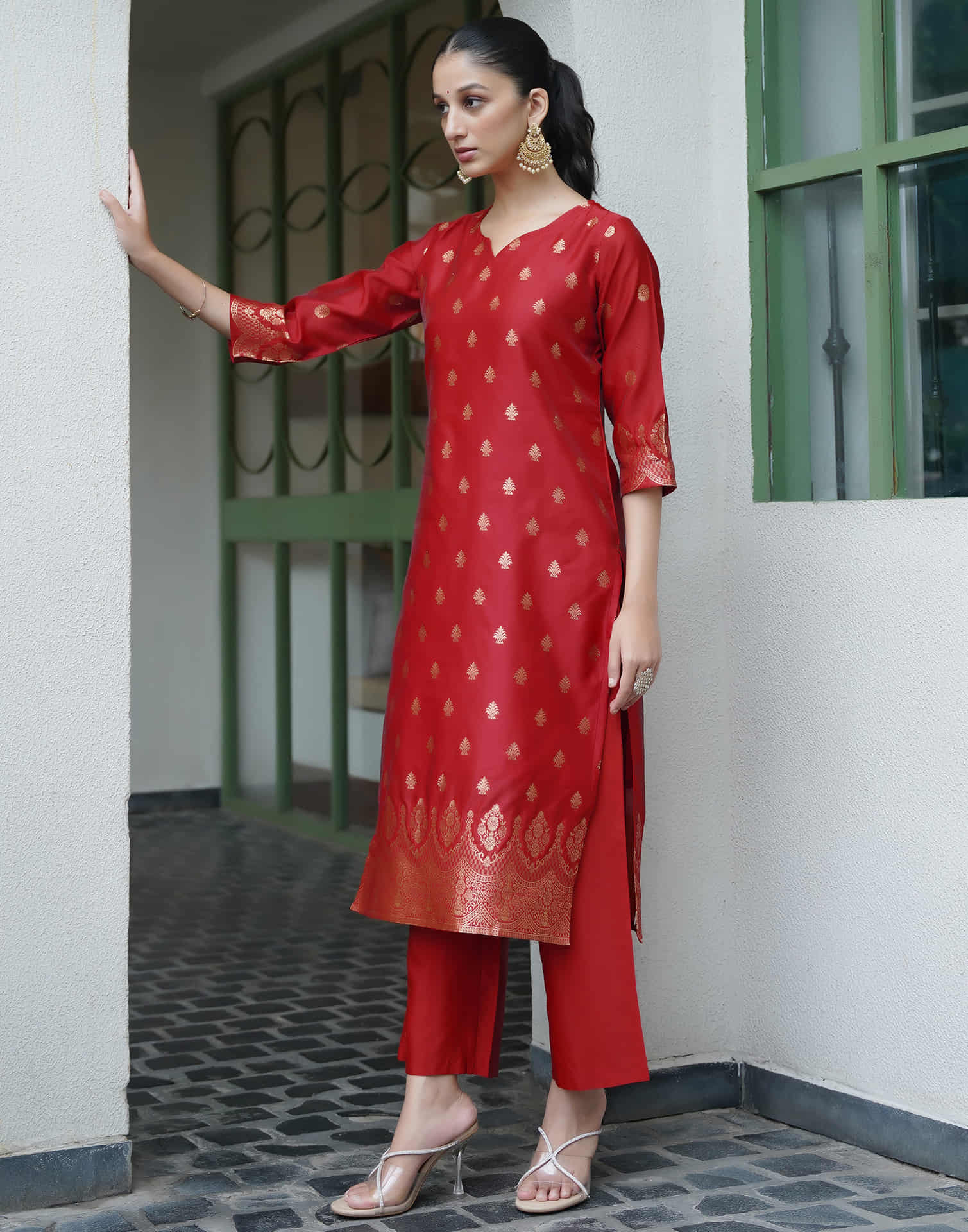 Red Silk Woven Straight Kurta Set With Dupatta