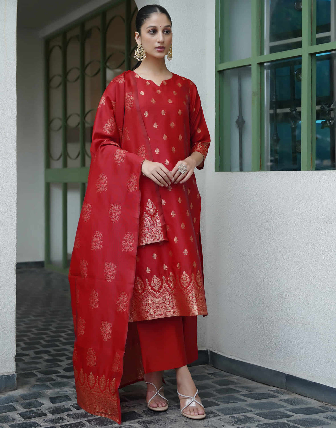 Red Silk Woven Straight Kurta Set With Dupatta