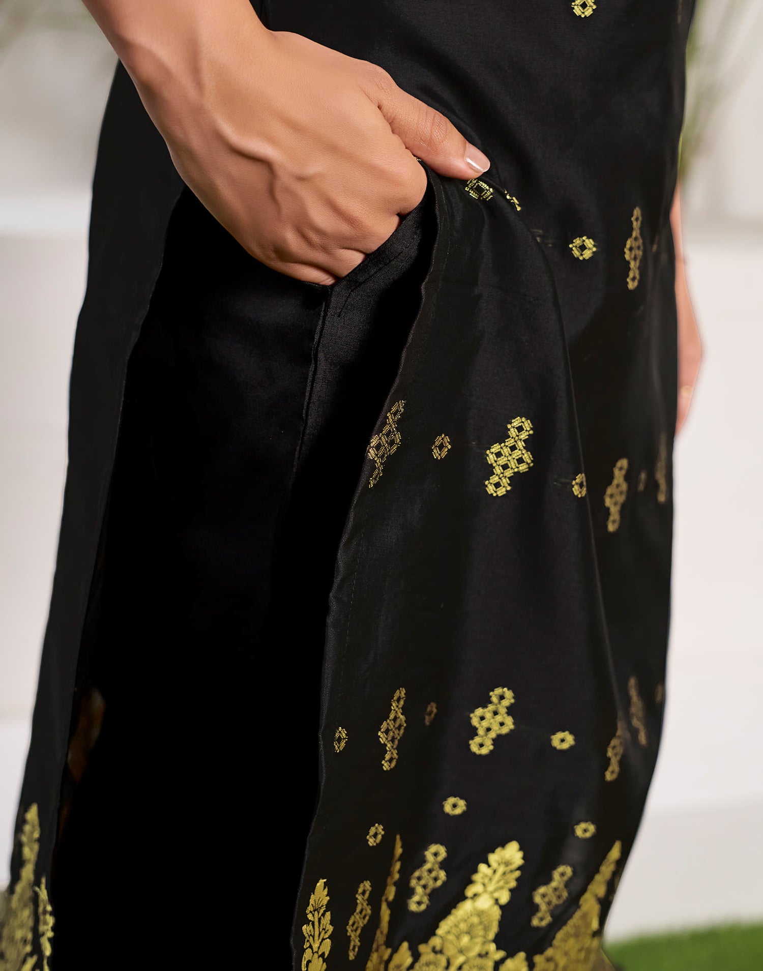 Black Woven Silk Straight Kurta With Pant And Dupatta