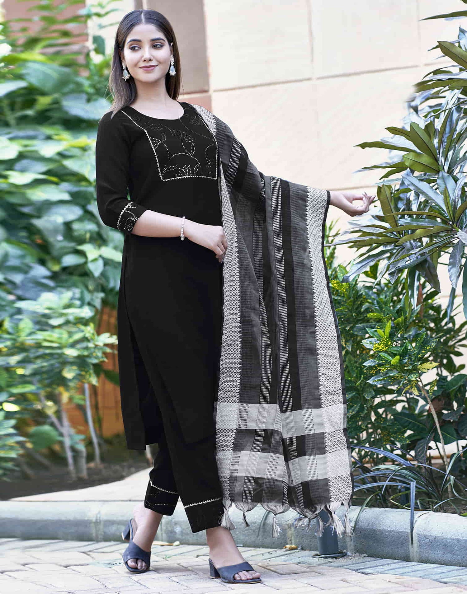 Black Embellished Chinnon Straight Kurta With Pant And Dupatta