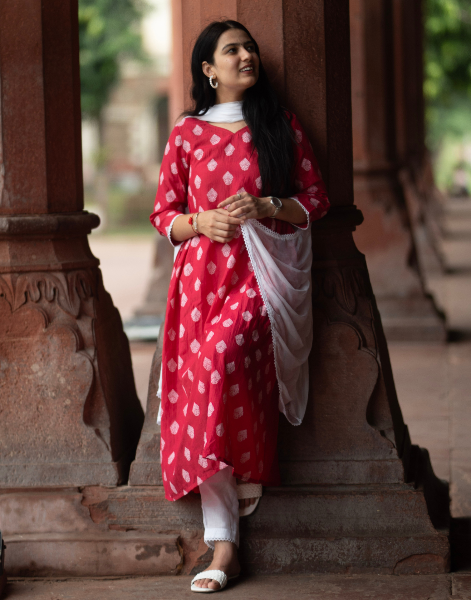 Pink Chinnon Printed Straight Kurta With Pant And Dupatta