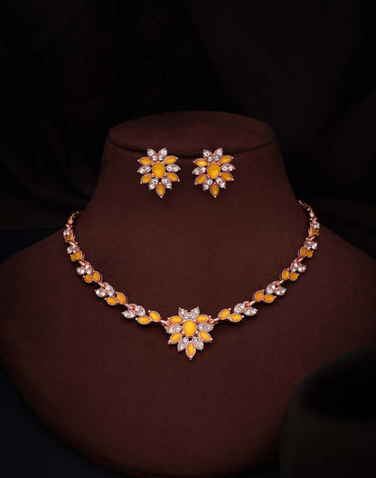 Yellow Rose Gold Choker Necklace Set With Stud Earring