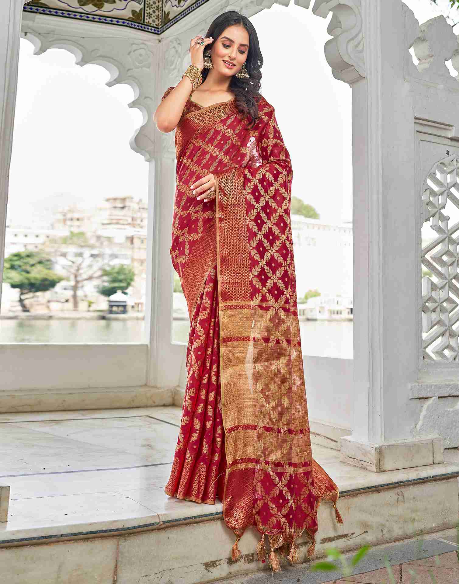 Red Coloured Banarasi Cotton Silk Saree