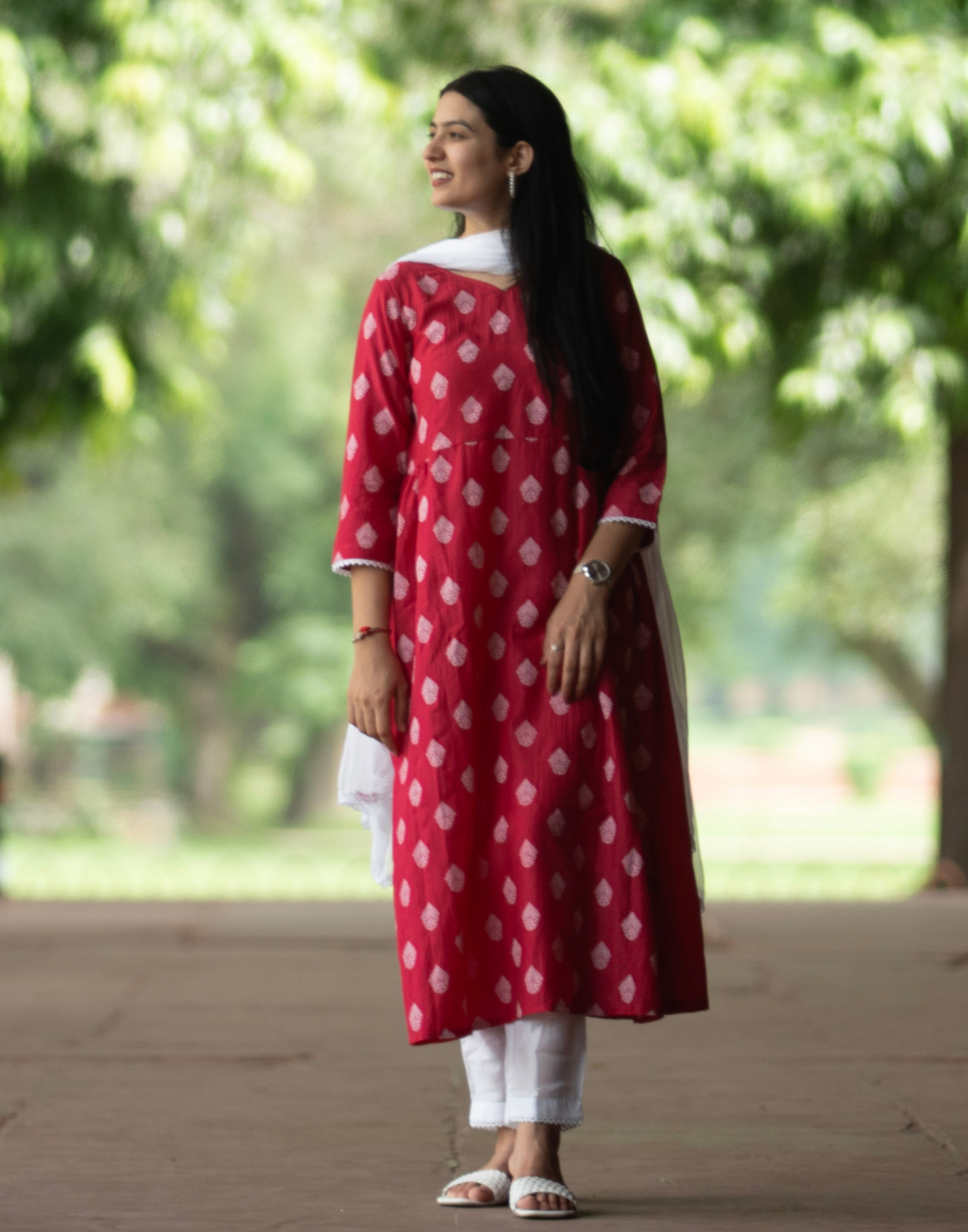 Pink Chinnon Printed Straight Kurta With Pant And Dupatta