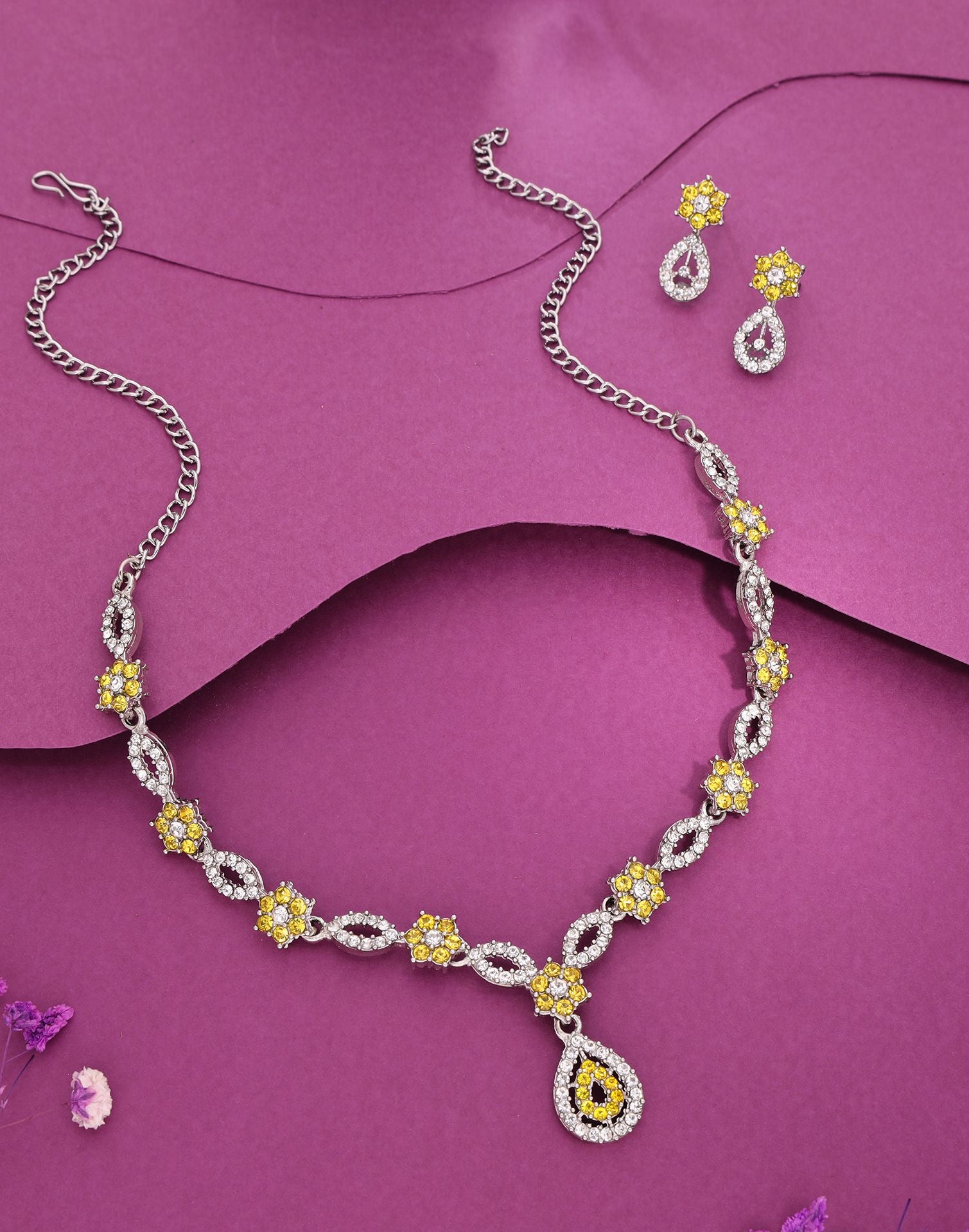 Yellow Rhodium Silver Choker Necklace Set With Stud Earring