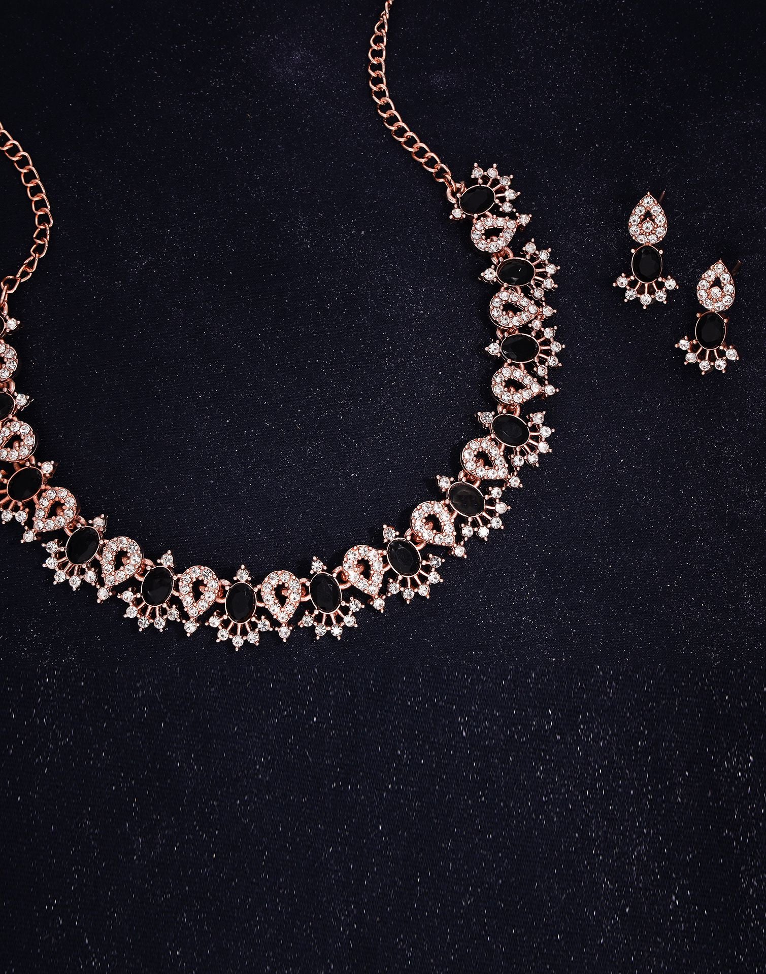 Black Rose Gold Choker Necklace Set With Stud Earring