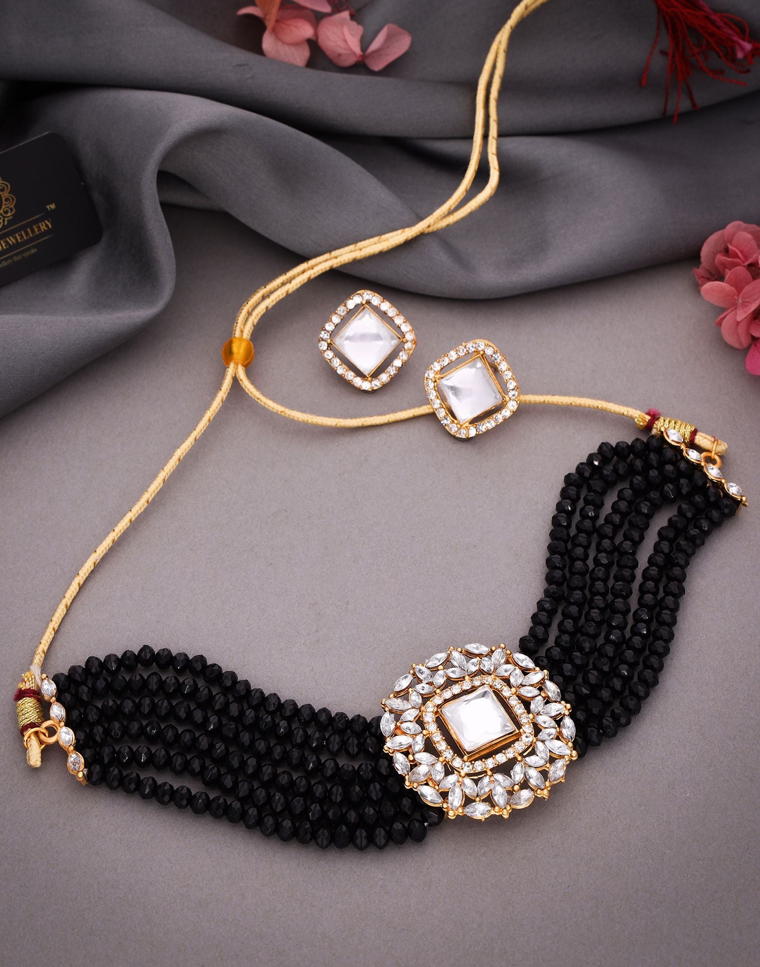 Black Gold Layered Necklace Necklace Set With Stud Earring