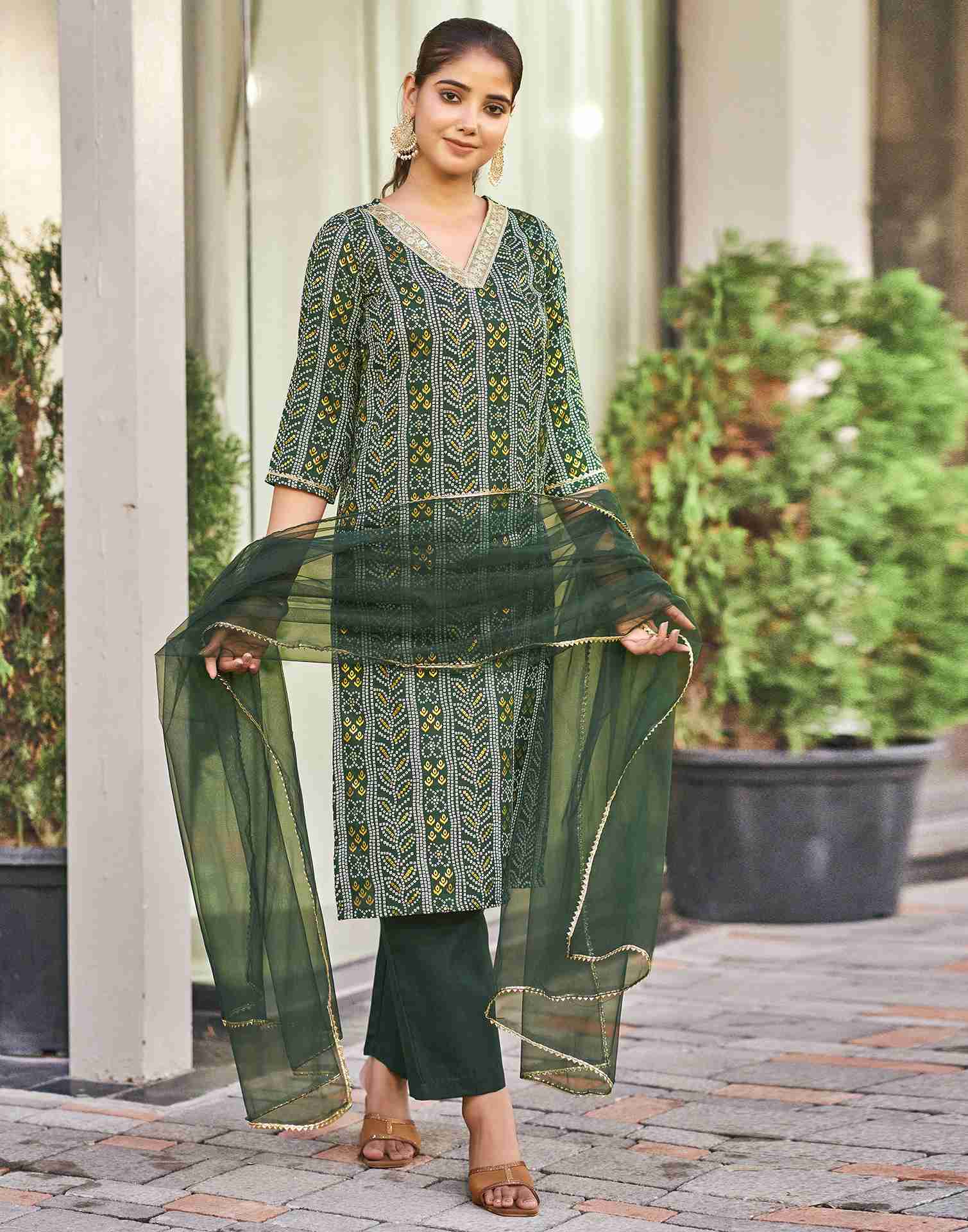 Dark Green Embroidery Cotton Straight Kurta Set With Dupatta