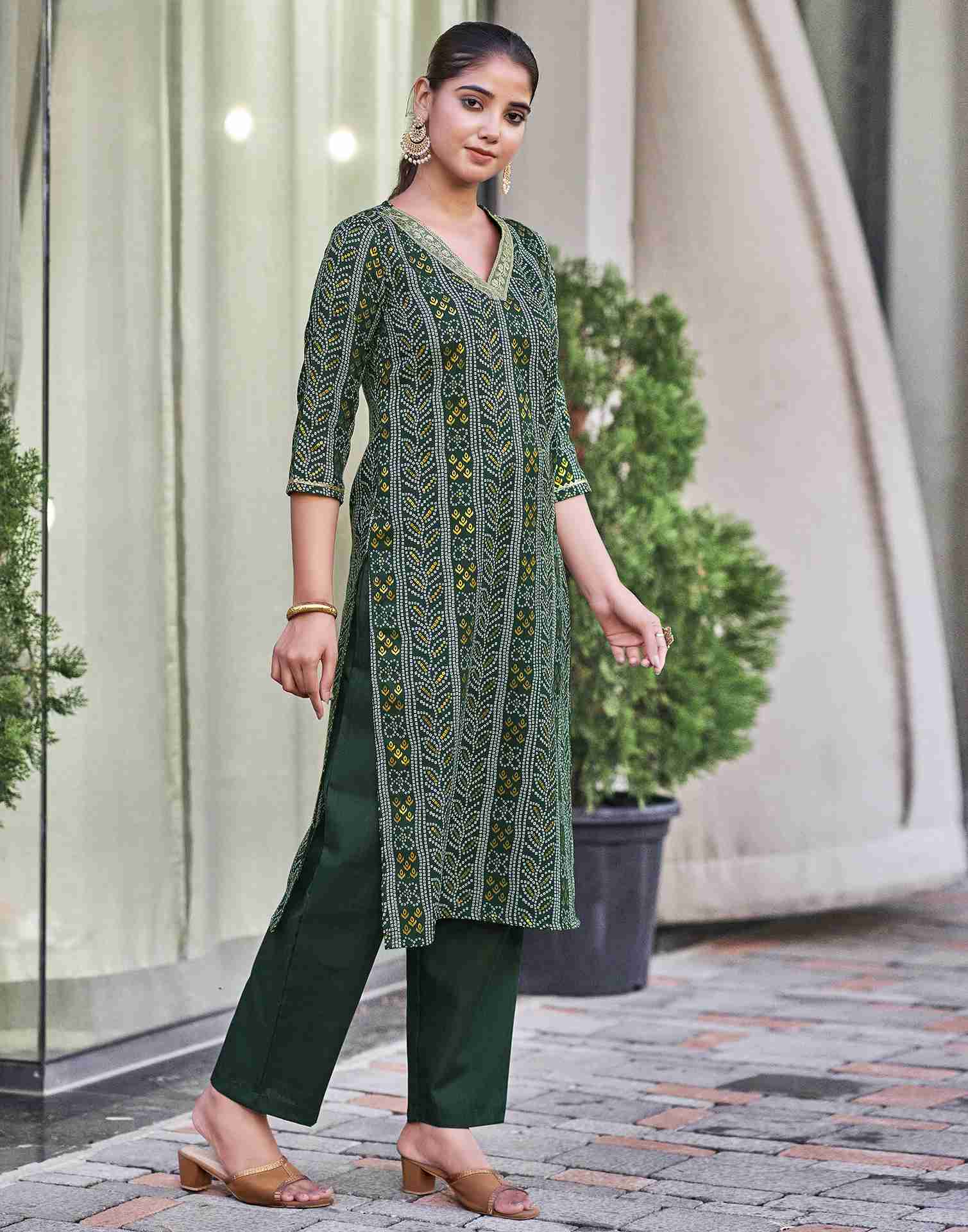 Dark Green Embroidery Cotton Straight Kurta Set With Dupatta