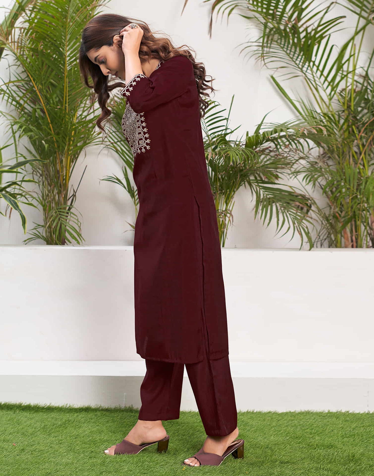 Maroon Embroidery Silk Straight Kurta With Pant And Dupatta