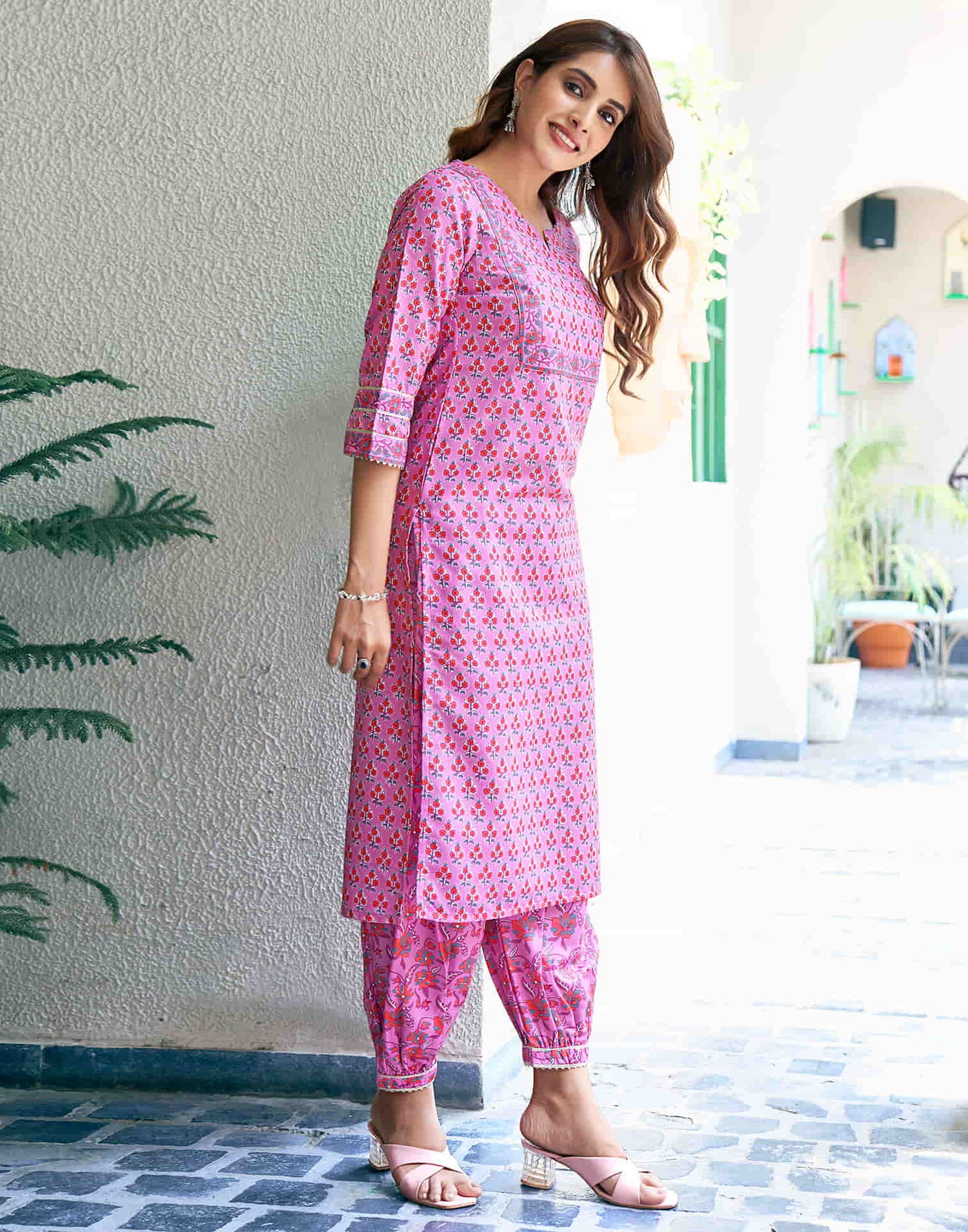 Lavender Printed Rayon Straight Kurta With Pant And Dupatta