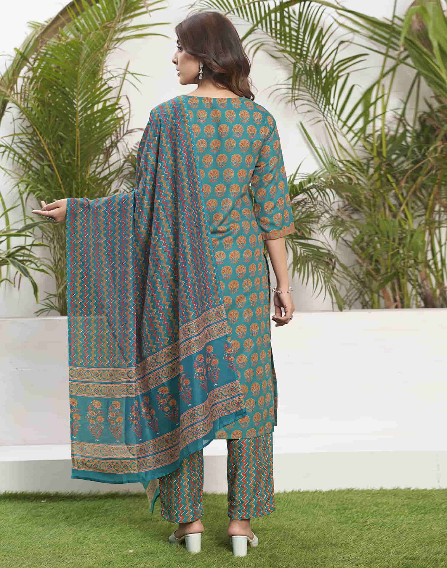 Rama Green Printed Rayon Straight Kurta With Pant And Dupatta