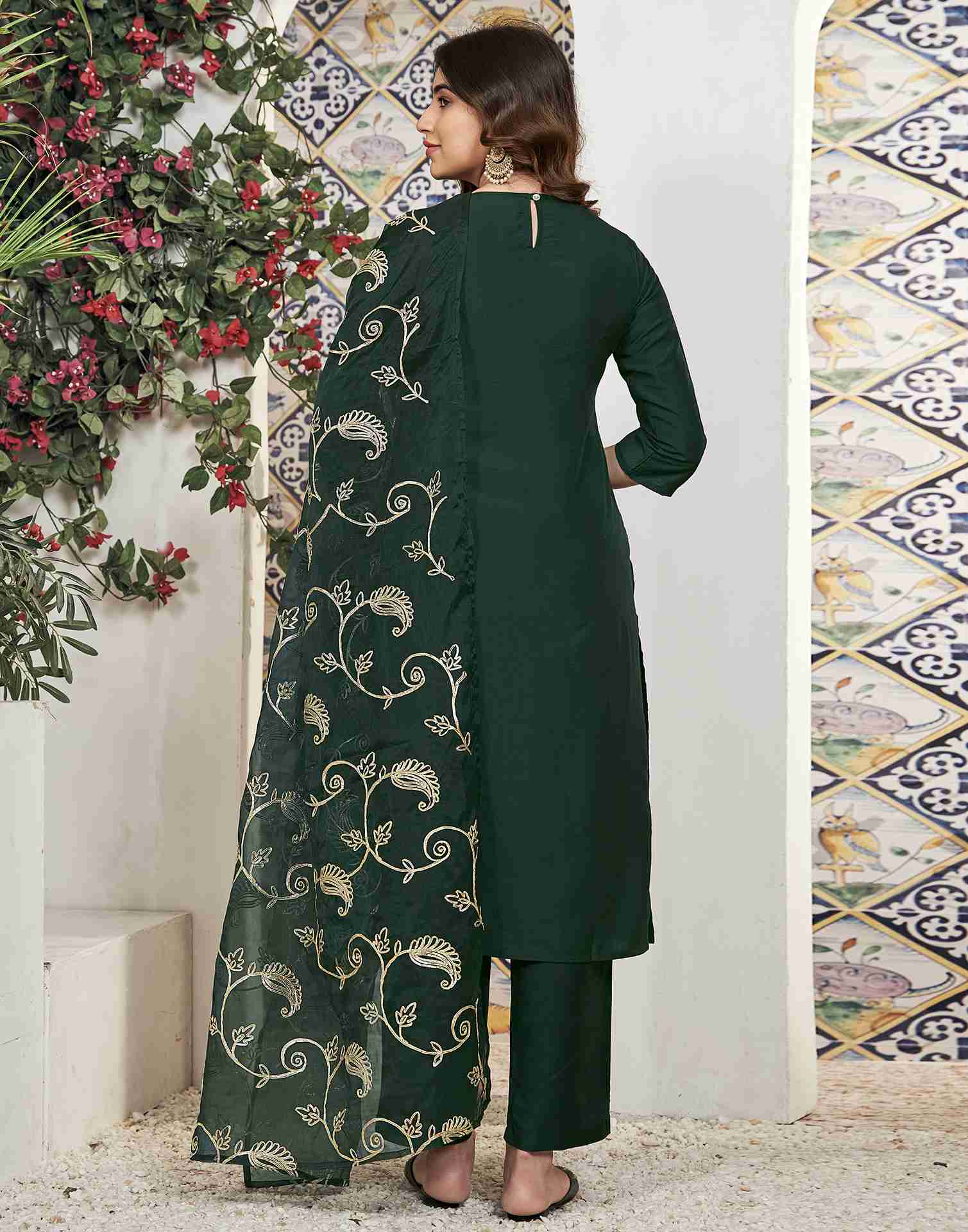 Bottle Green Plain Chinnon Straight Kurta Set With Dupatta