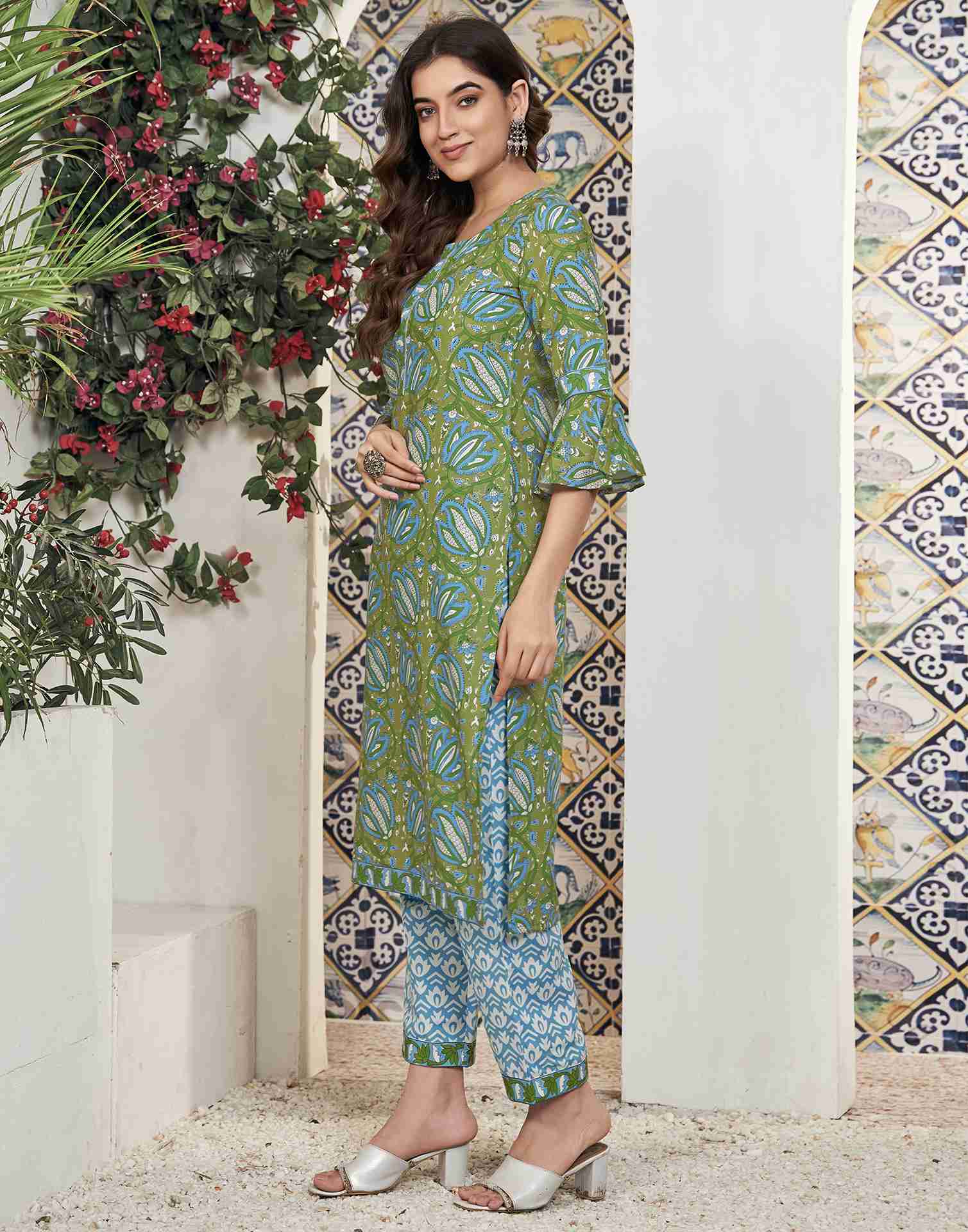 Green Printed Rayon Straight Kurta Set With Dupatta