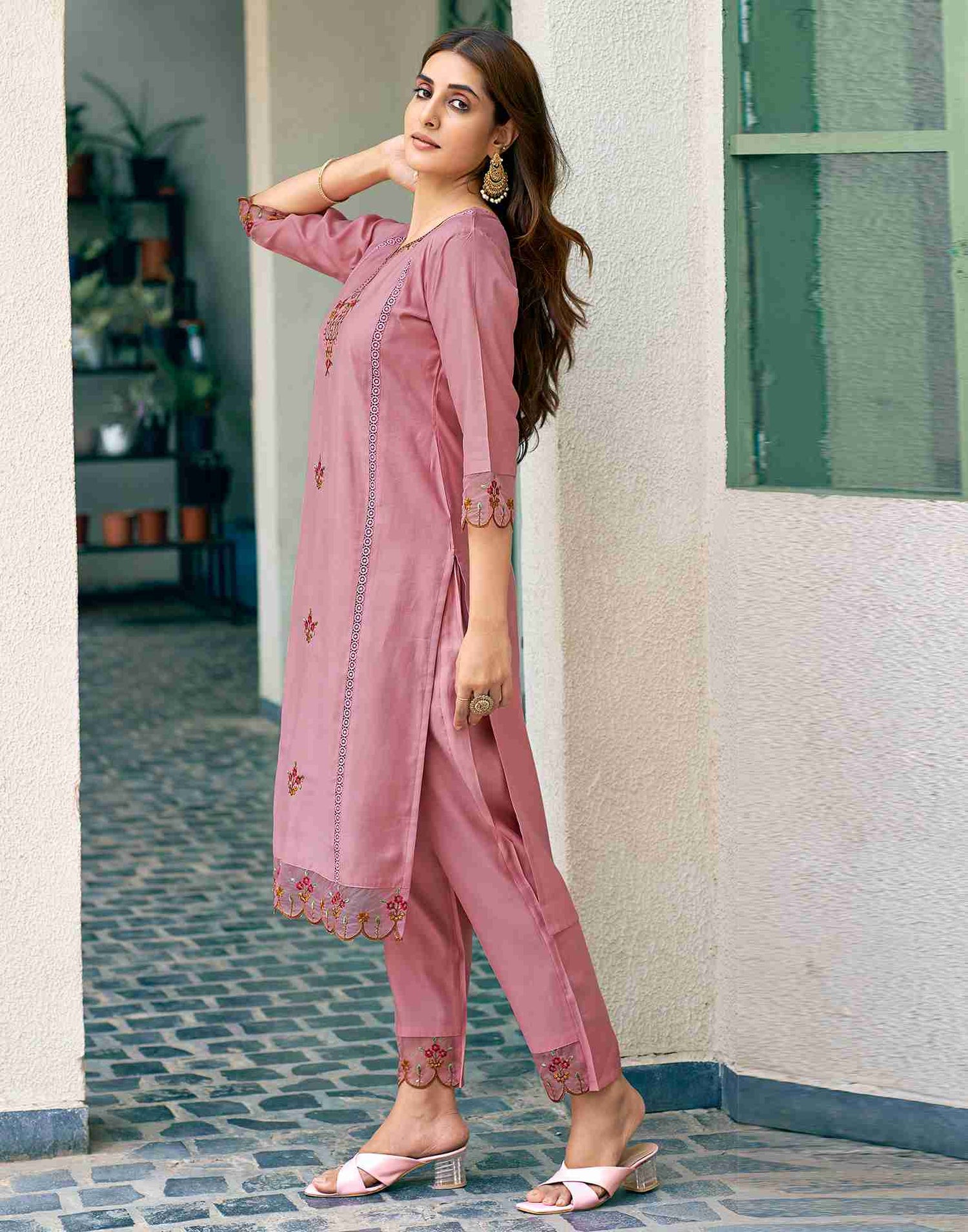 Dusty Pink Silk Embroidery Straight Kurta Set With Dupatta