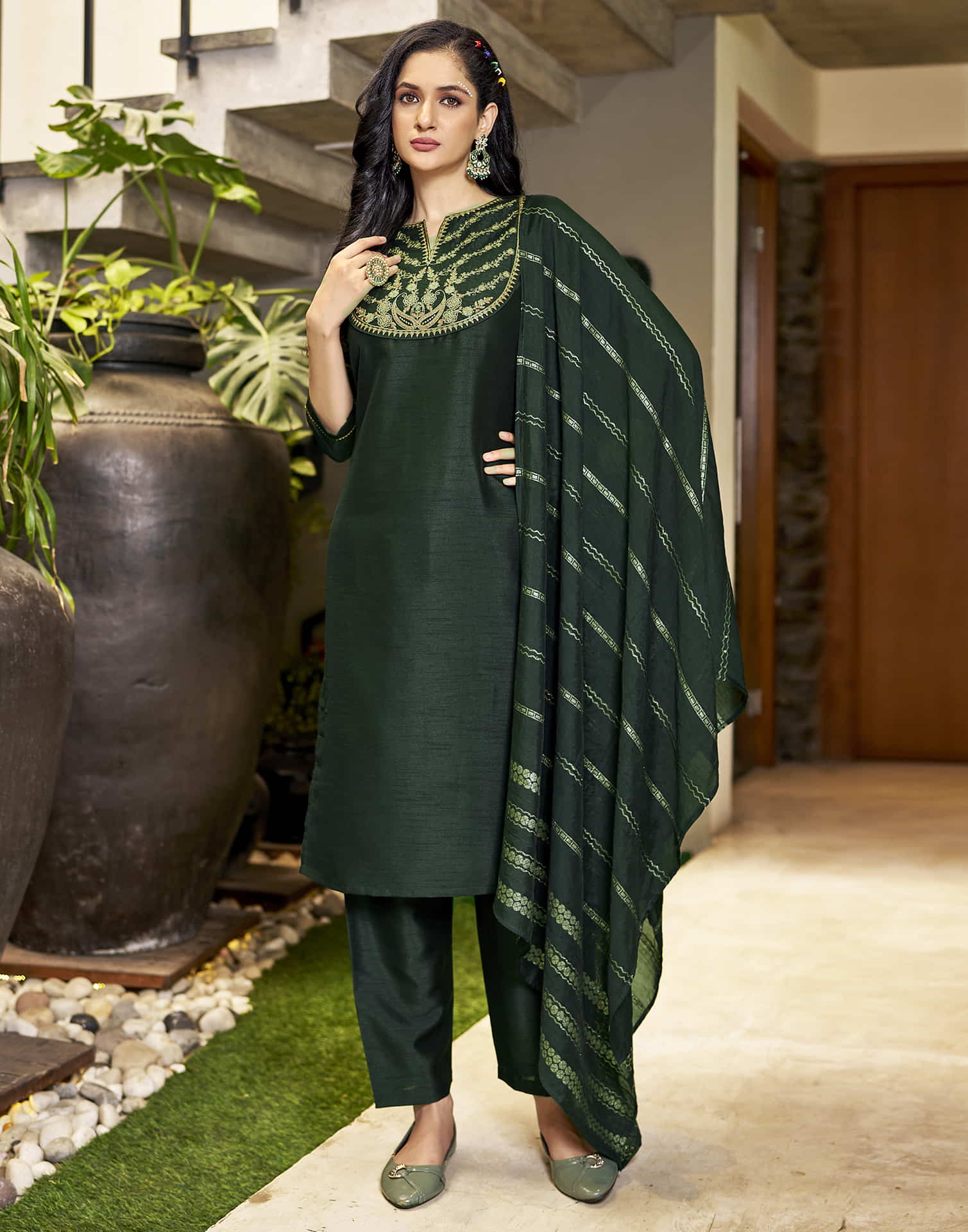 Dark Green Embroidery Silk Straight Kurta With Pant And Dupatta