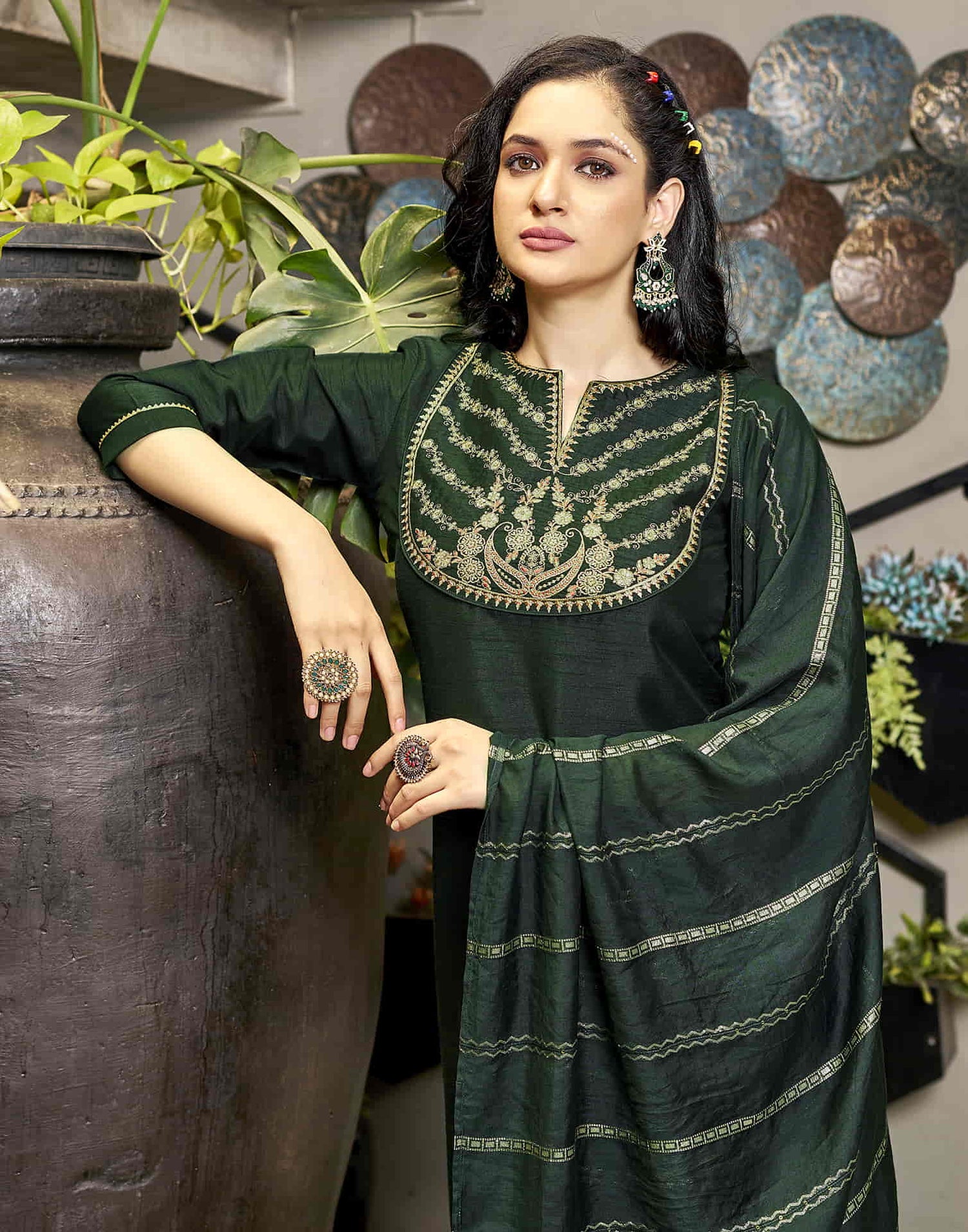 Dark Green Embroidery Silk Straight Kurta With Pant And Dupatta