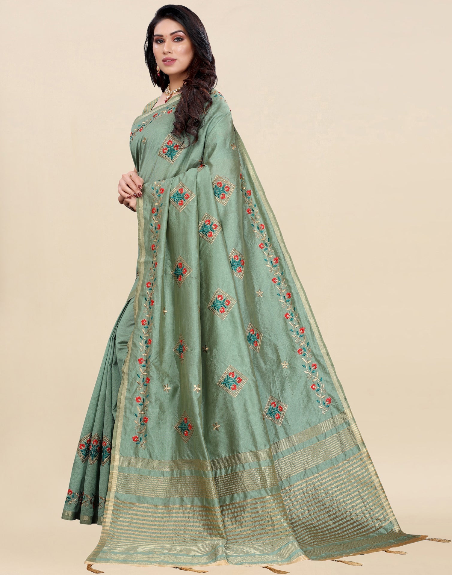 Pista Cream Embroidered Silk Saree | Sudathi
