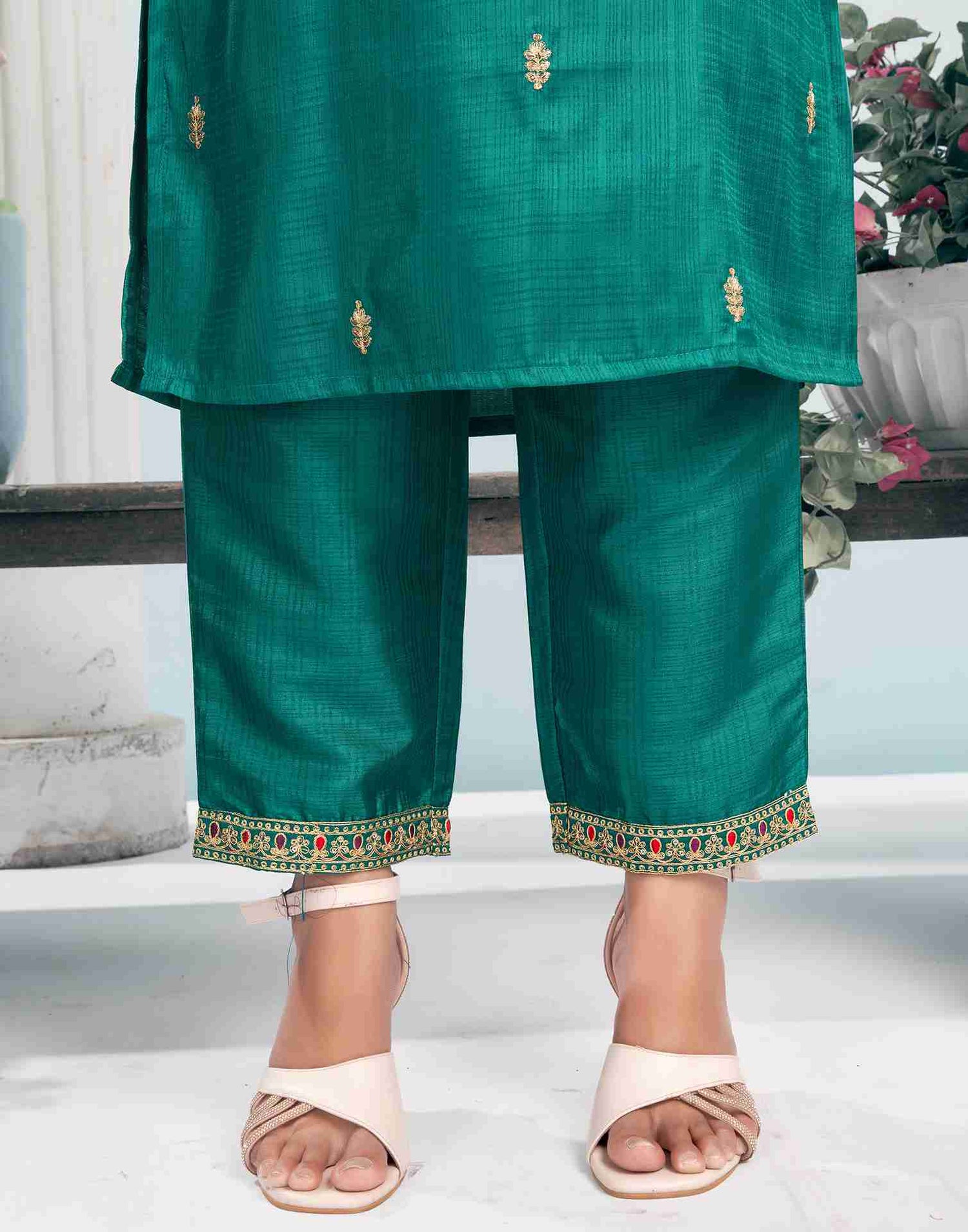 Rama Green Simba Check Embroidery Straight Kurta With Pant And Dupatta