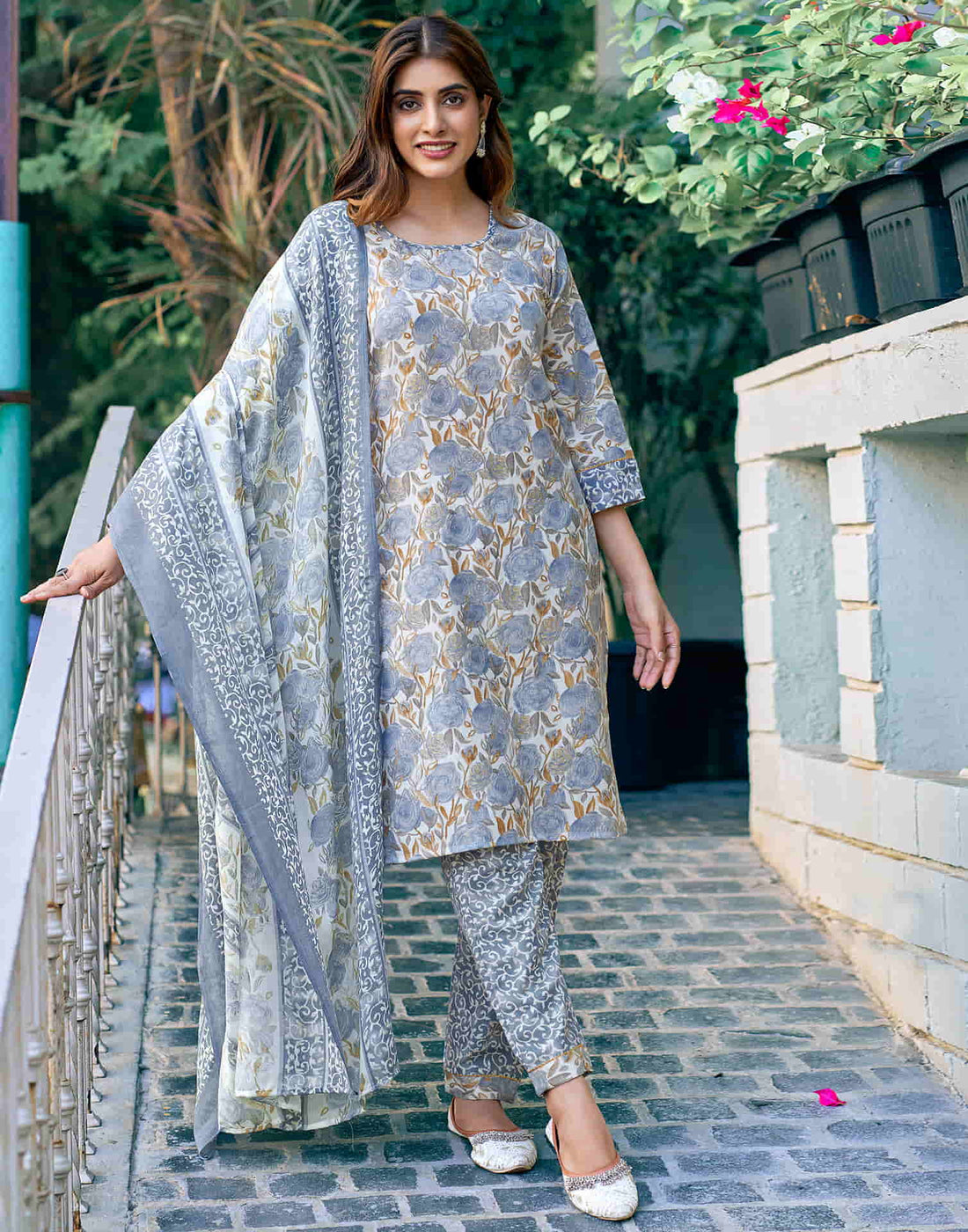 Grey Printed Cotton Straight Kurta With Pant And Dupatta