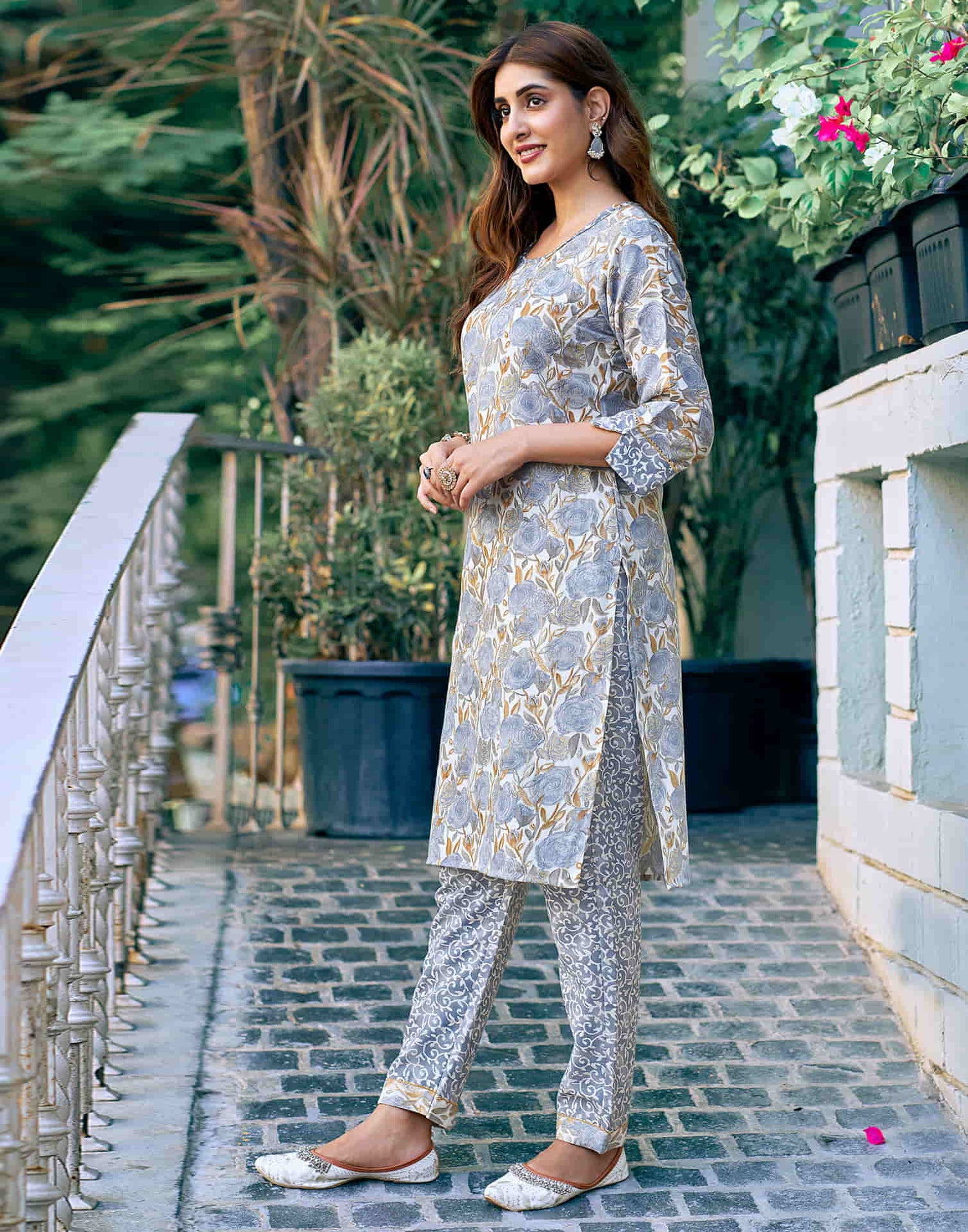 Grey Printed Cotton Straight Kurta With Pant And Dupatta