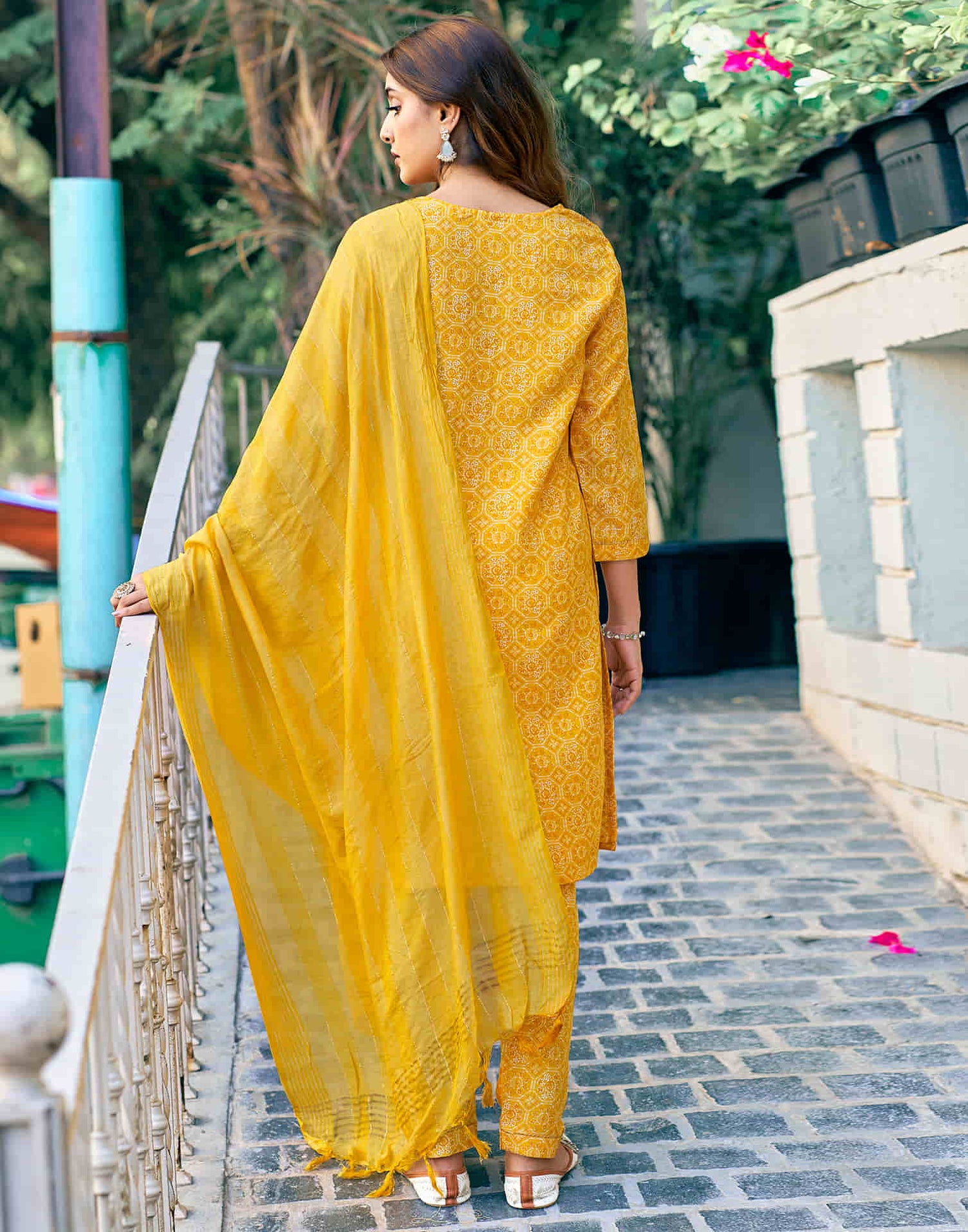 Yellow Printed Cotton Straight Kurta With Pant And Dupatta