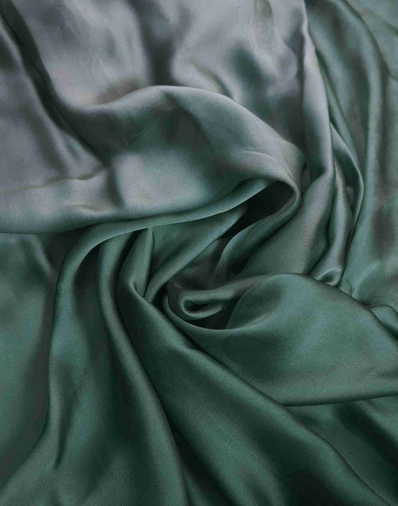 Ready To Wear Dark Green Georgette Plain Saree