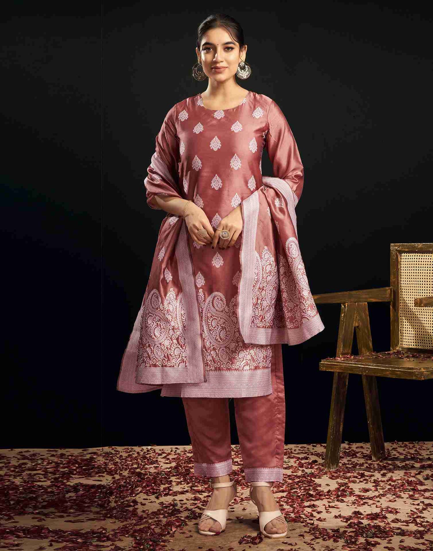 Dusty Pink Silk Woven Straight Kurta Set With Dupatta