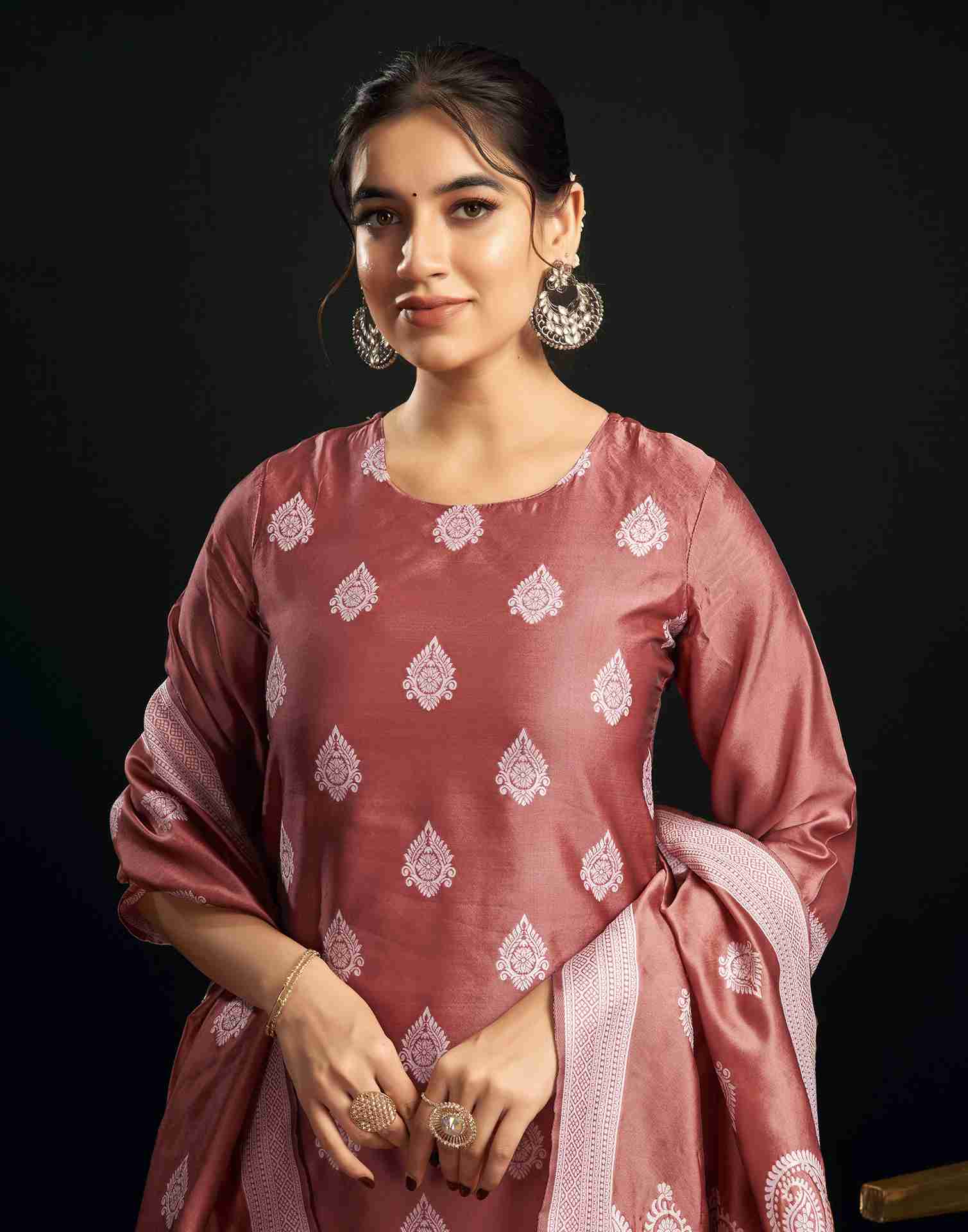 Dusty Pink Silk Woven Straight Kurta Set With Dupatta