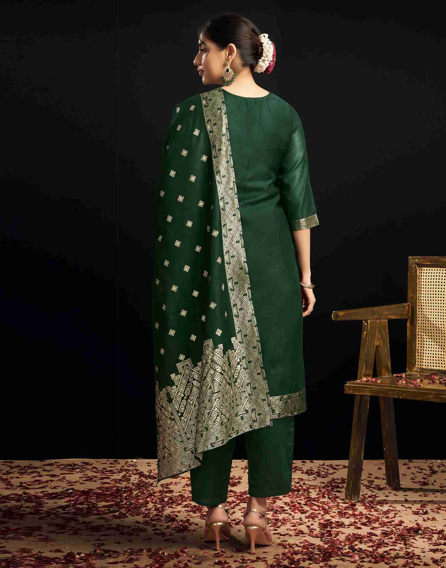 Bottle Green Silk Woven Straight Kurta Set With Dupatta