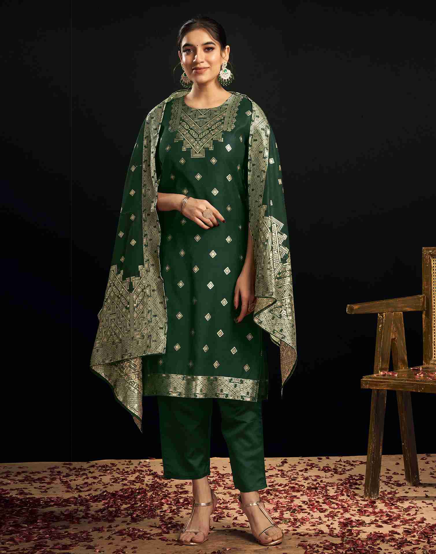 Bottle Green Silk Woven Straight Kurta Set With Dupatta