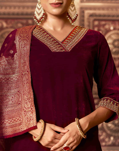 Maroon Velvet Plain Straight Kurta Set With Dupatta