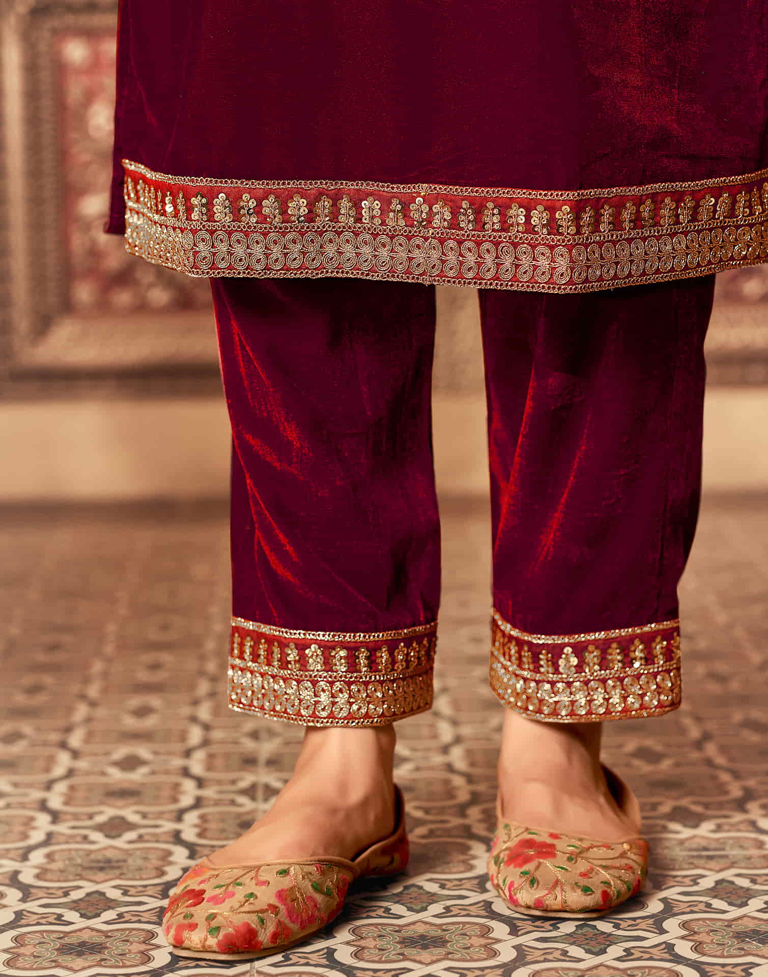 Maroon Velvet Plain Straight Kurta Set With Dupatta