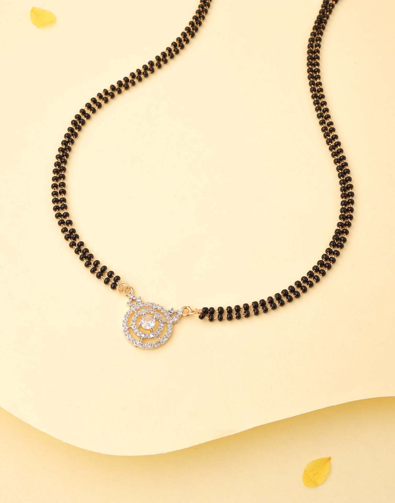 Black Gold Regular Necklace Set