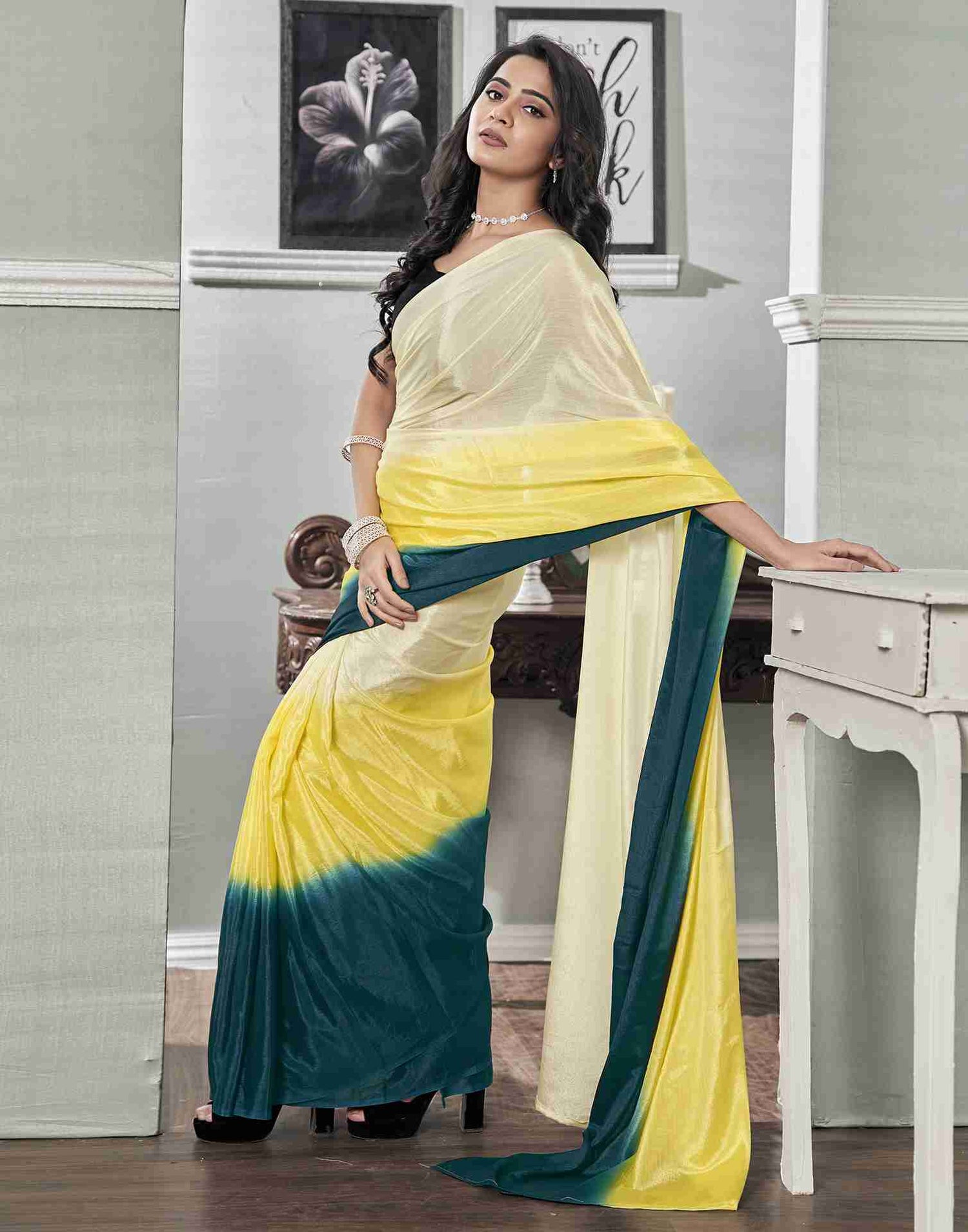 Ready To Wear Cream Chiffon Plain Saree