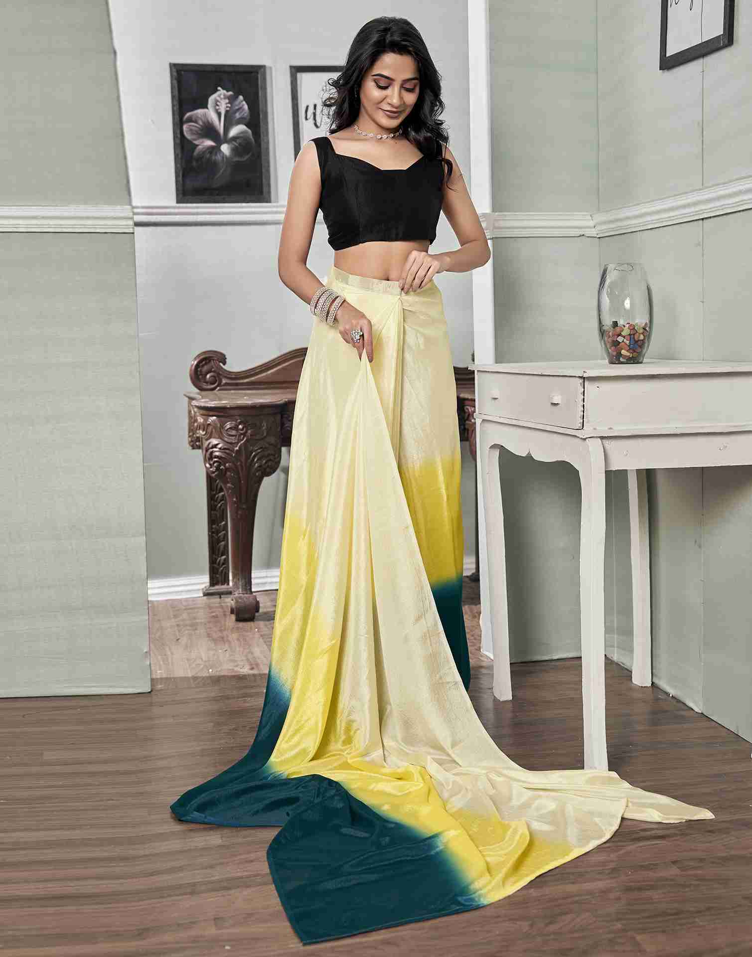 Ready To Wear Cream Chiffon Plain Saree